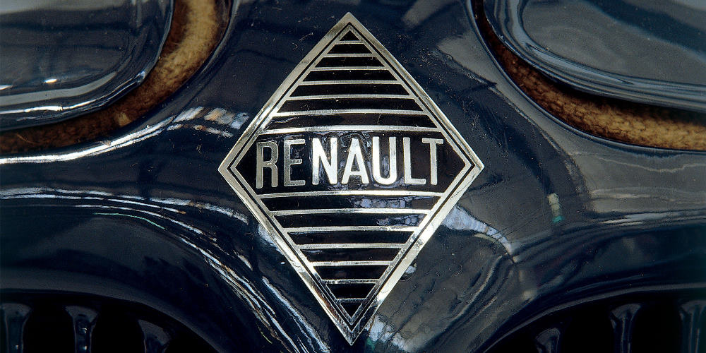 Renault Rhombe auf dem Renault CV